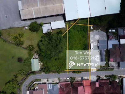 Detached land in town for sale