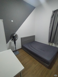 [WALK TO MRT] Middle Room at Centre Point Medan Connaught, Cheras Taman Connaught Medan Connaught Near MRT