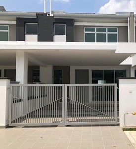 【0% Downpayment】 25x85 Double Storey Landed House LAST UNIT FreeHold Individual！Semenyih ！