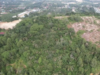 [BELOW MARKET VALUE| SUBDEVIDED| INDIVIDUAL TITLE READY| STATUS BANGUNAN] Tanah Pecah Lot Seluas 4.5 Ekar di Kampung Bukit Kapar Klang