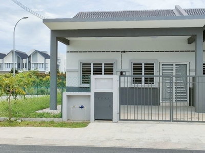 END LOT Single Storey Terrace House Near to Quayside Mall Gamuda at Seksyen 29 Shah Alam For RENT