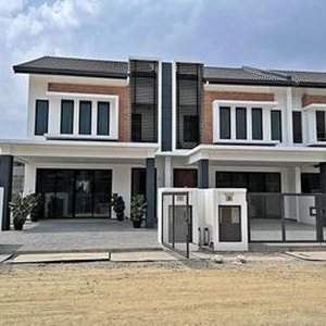 【Free Aircond】 Super Link House 24X80 Double Storey Landed Terrace！Mont Kiara !