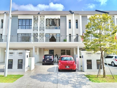 Freehold 1st n 2nd Floor Townhouse Monet Garden Sunsuria City @ Sepang