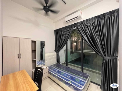 Fully Furnished Balcony room at PJ SUNWAY