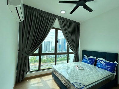 Lakepoint Residence @ Cyberjaya for Rent - (4Bed 3Bath) - Reduce price to RM3,000 only