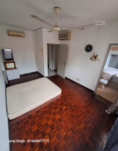 Master Bedroom at USJ 11, Subang Jaya
