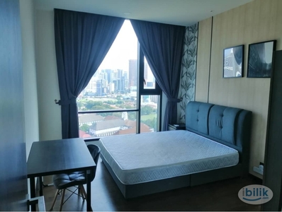 Medium Single Room With View 118 Tower