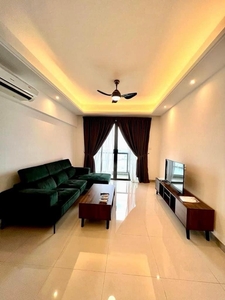 Paragon Suites Direct Owner 3 Bedrooms RM 588K Sgd 168K 8