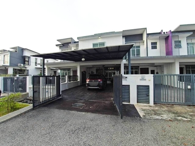 Renovated 2 Storey Terrace @ Puncak Alam