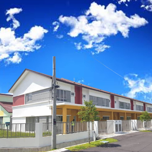 Sri Petaling 【Below Market Price RM3xxK】 30X90 Double Storey Terrace House