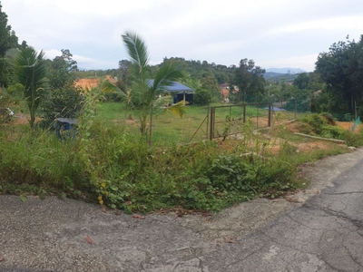 Tanah Lot Banglo di Kampung Abu Bakar Baginda Sungai Merab