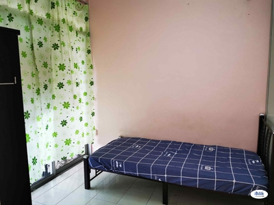 1pax male Semi D room at Tuanku Jaafar Senawang Near Samsung and Nexperia, Comfortable clean, relax