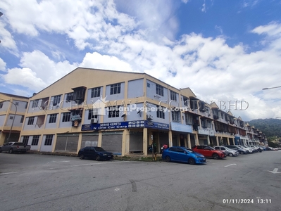 Apartment For Auction at Taman Orkid