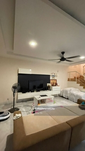 Fully furnished unit is a weekend home concept nice & well maintained