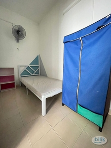 Good Deal Single Room With ❄️ Aircond at BU4, Bandar Utama Nearby ️One Utama