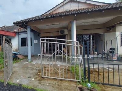 Lorong tas ria single storey House for sale
