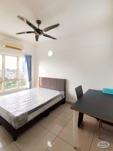 ✨Nice Middle Room for You✨【Middle Room @ Sri Petaling】Low Deposit & Direct Move In #EP