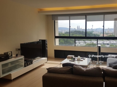 Full Renovated Unit With Nice Balcony KLCC View