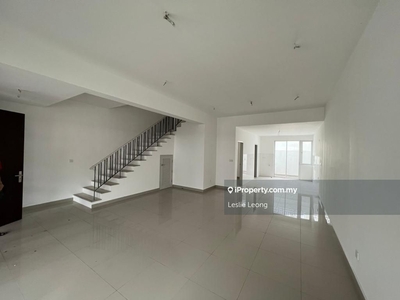 New unit 2 storey Tamansari Dahlia,Anggun,Kota Emerald Rawang