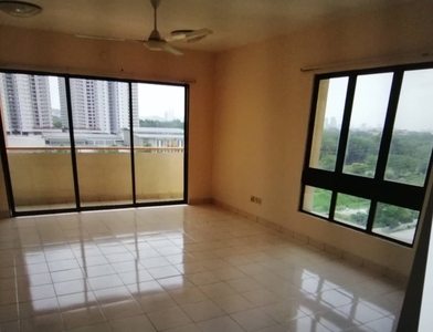 Palm Spring Kota Damansara Condominium Partial Furnished Unit for Rent