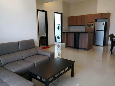The Cantonment - Fully Furnished - 1000' - 2 Car Parks - Pulau Tikus