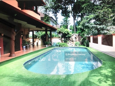 Urgent sale, big land size with swimming pool, well maintained.