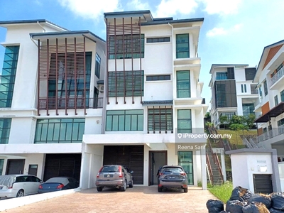3.5 Sty Semi-D with lift and huge land Kingsley Hill Putra Height