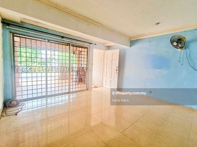 Facing Open & Kitchen Extended Intermediate Unit Freehold Bumi
