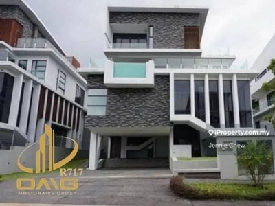 High View Setia Alam 3sty brand new bungalow with pool lift freehold