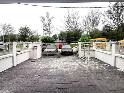 Type Olive at Bandar Hillpark, Shah Alam, Selangor Double Storey Terrace Facing Open For Sale