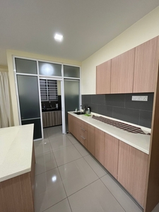 Fully Furnish Puri Tower Puchong For Rent