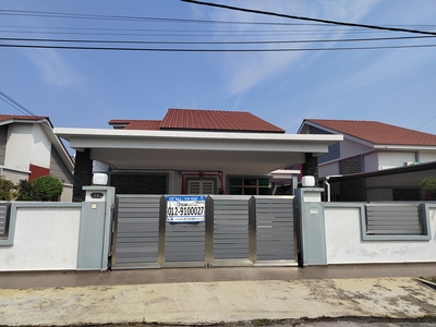 Taman Cheng@Tanjung minyak perdana 50x90 single storey bungalow for sell