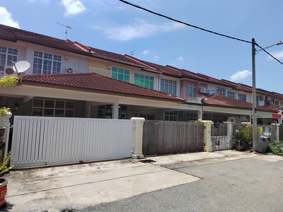Taman Semabok Jaya Chinese neighborhood double Storey Terrace 24x70 for sell