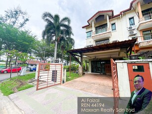 Corner Lot, 3 Storey @ Sentosa Villa Kajang