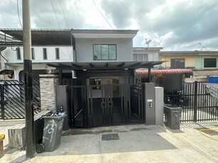Double Storey Low Cost @ Desa Cemerlang