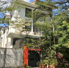 Link Bungalow with Private Pool Near KLCC