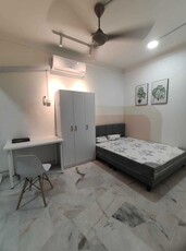 PJS 9 Fully Furnished Rooms To Let