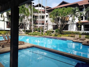 Pool view Resort-Style Condo @ U Thant (Furnished)