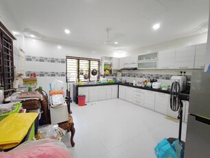 Renovated & extended 2-storey CORNER house for sales at Bandar Kinrara BK9, Puchong