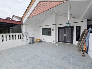 Single Storey Terrace @ Pulai Indah