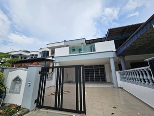 Taman Pulai Utama Double Storey Terrace 4 Bedrooms 3 Bathroom for Sale