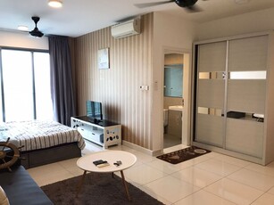 Teega Suites @ Puteri Harbour Studio & 1 bathroom Intermediate lot for rent RM350,000 ! High floor ! 485 sq ft & free 1 Car Park ! Freehold