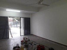 Newly refurbished house in prime location