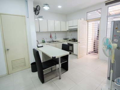 D’Alpinia Puchong Room for Rent Landed house room for rent