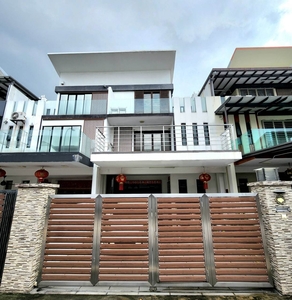 Modern 3-Storey Link-House, Suria Homes Sri Segambut KL