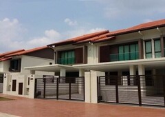 Near Salak Tinggi [New Hoc Full loan 100% Projek] 22x75 Superlink Houses