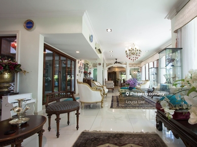 Beautiful 3 Storey Bungalow @Villa Damansara for Sale (Director's Lot)