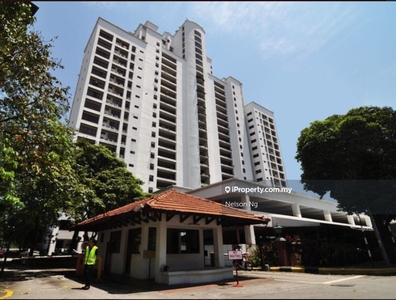 Renovated Summer Villa Condominium Subang Jaya
