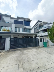 EXTENDED & RENOVATED,3 STOREY SEMI D,DIANTHA(TYPE M) SETIA ALAM