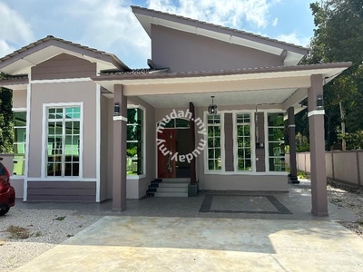 Rumah Banglo Luas di Salor Kota Bharu